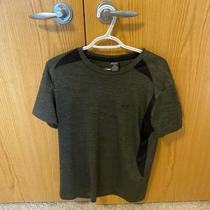 2/$20 ❤️ - SHIRT | Men’s Rawlings shirt size large